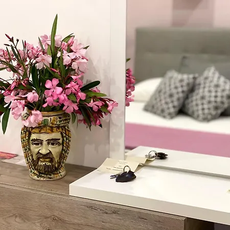 Domus Cuseni Nyaraló